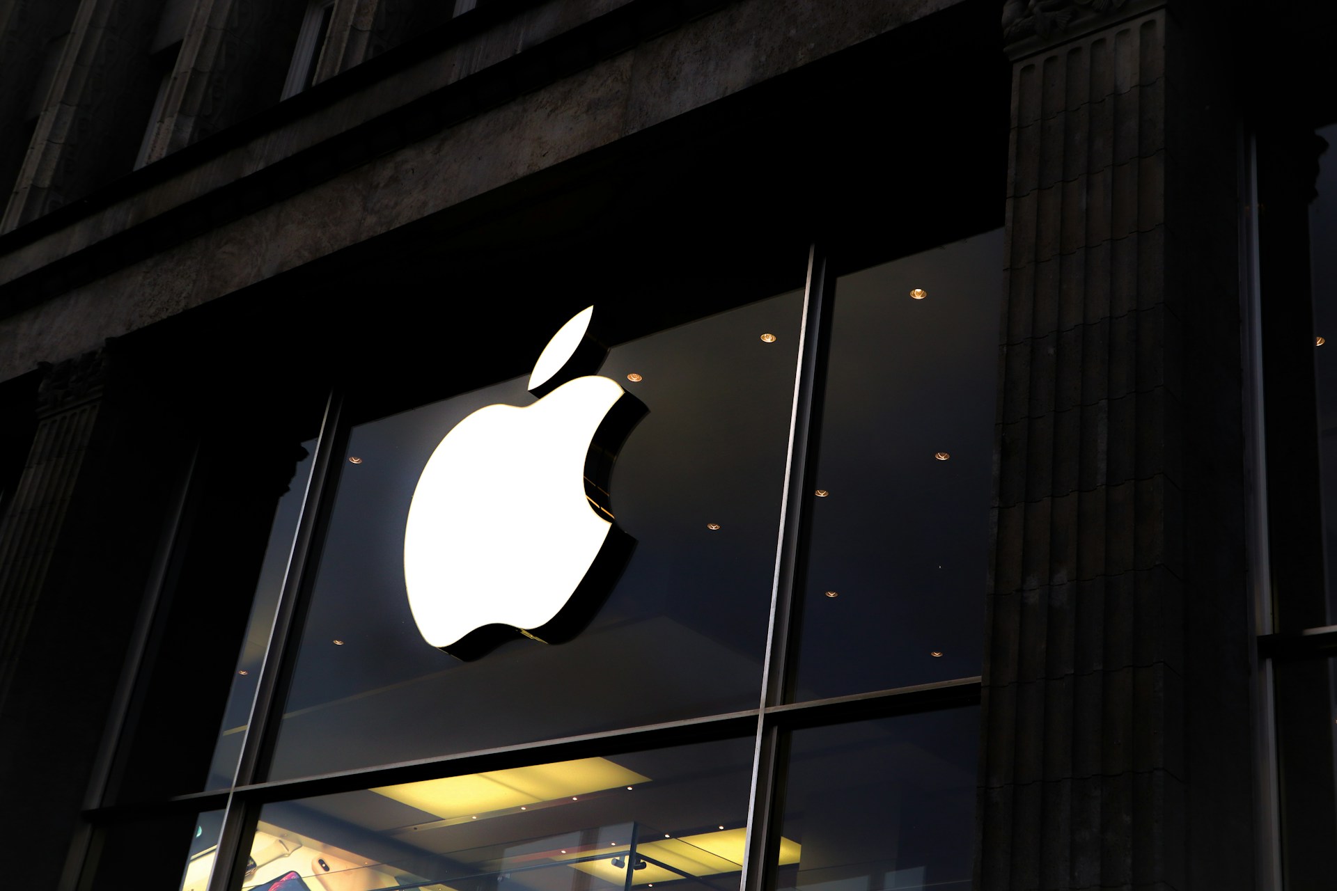 テクノロジーと市場の最前線：Appleのエコシステム進化、ハードウェア開発の壁、そしてデジタル市場の規制